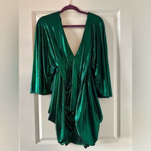 Dresses & Skirts - ::Moving and I need to get rid of this asap::